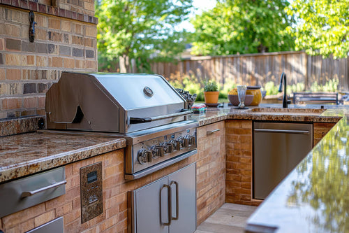 OUTDOOR KITCHENS